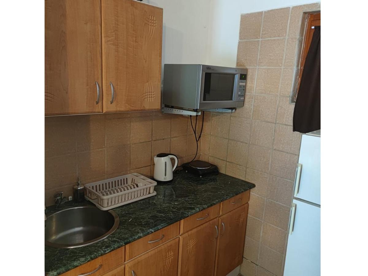 Emese Apartman Hajdúszoboszló Buitenkant foto
