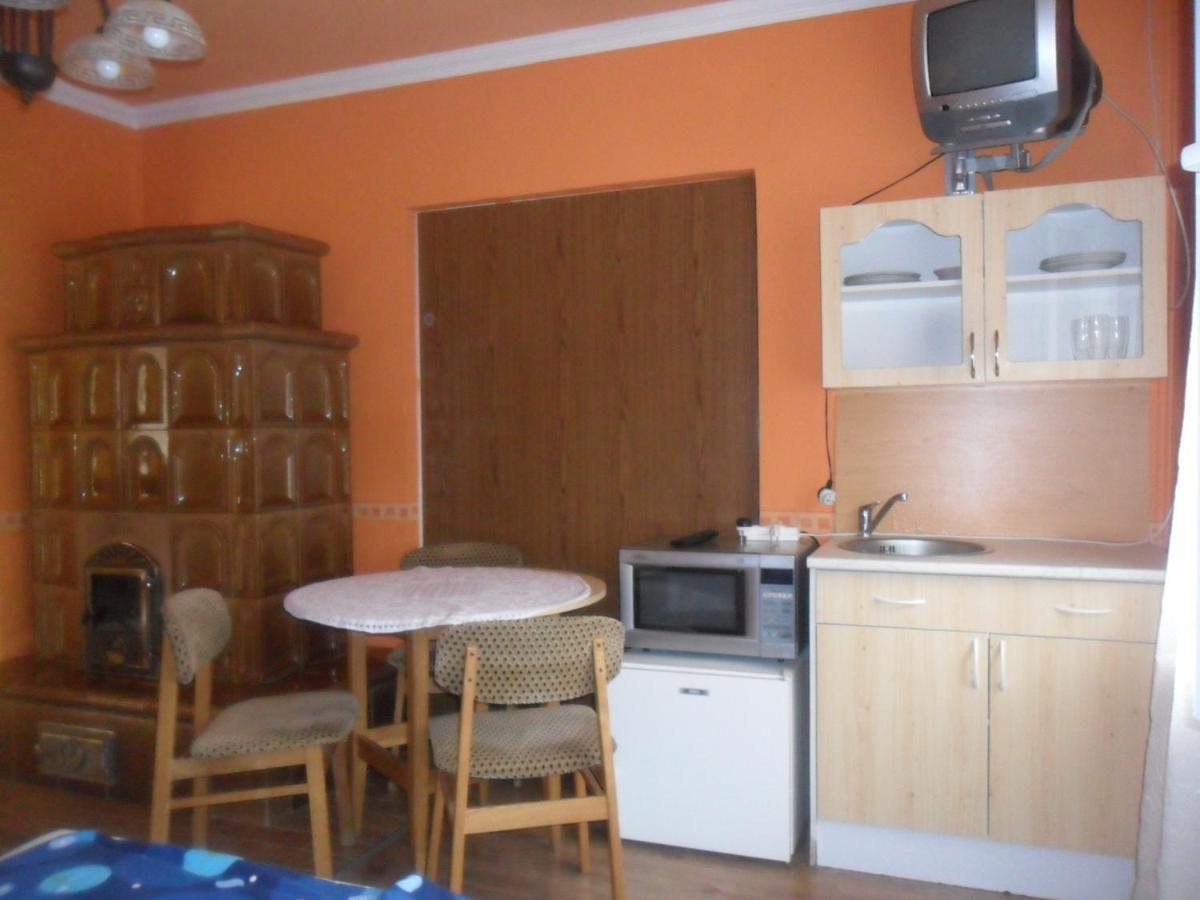 Emese Apartman Hajdúszoboszló Buitenkant foto
